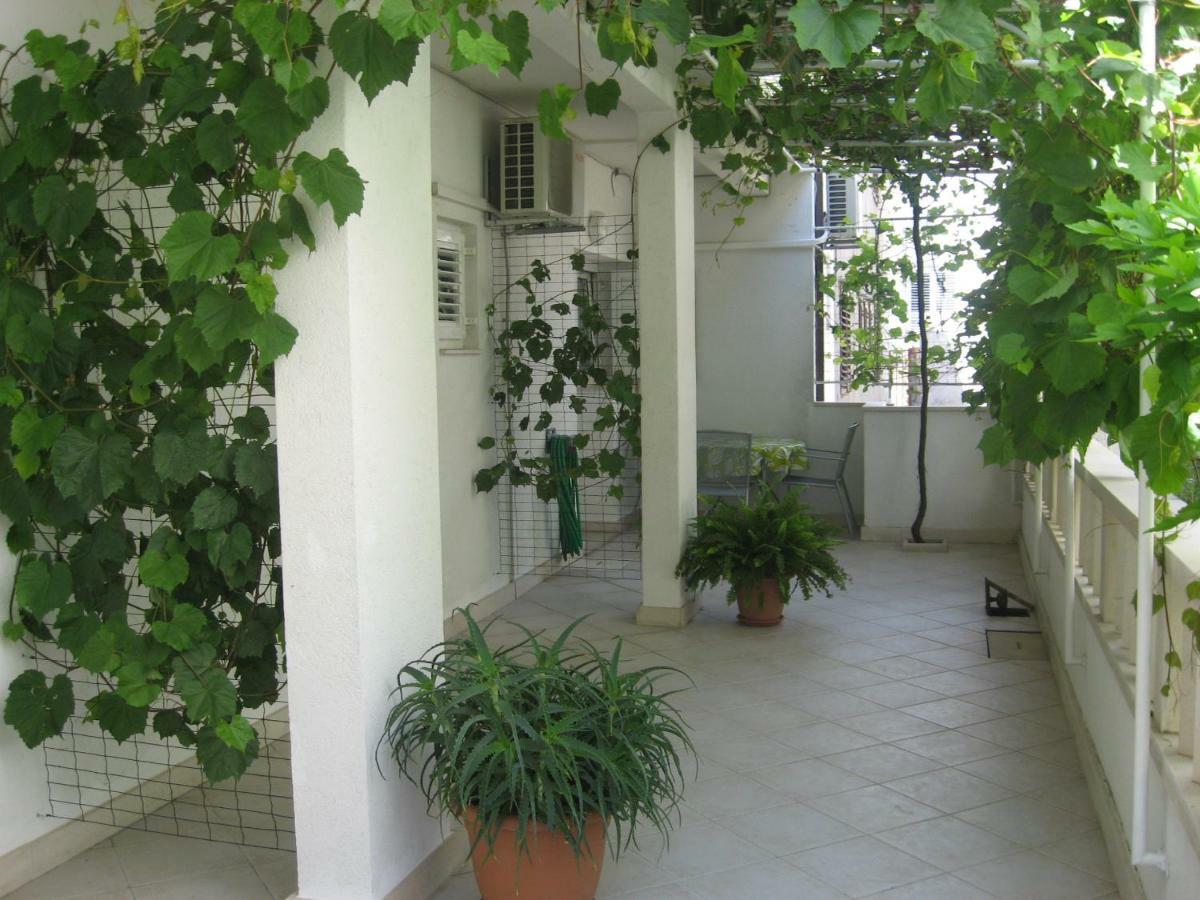 Dariana Apartment Makarska Exterior photo
